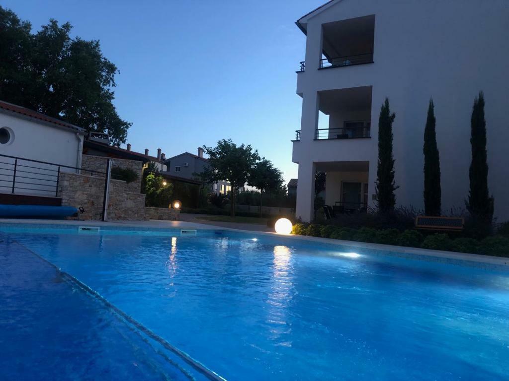 Villa Anja 2Nd Floor Peroj Extérieur photo